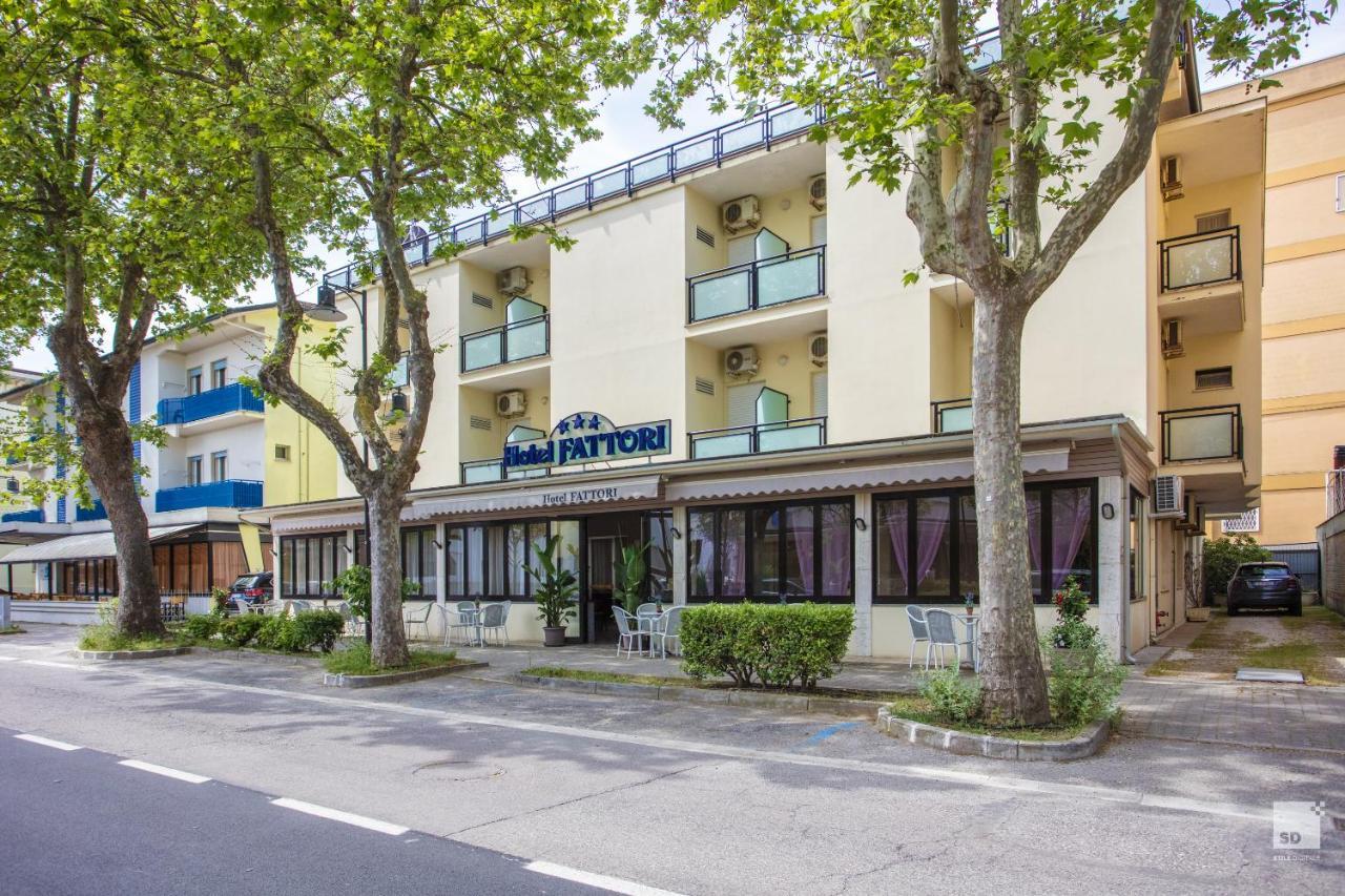 Hotel Fattori Cesenatico Exterior foto